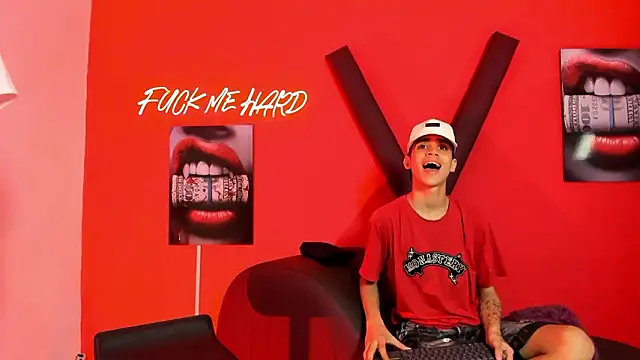 GREEN_BOYSn Live XXX chat