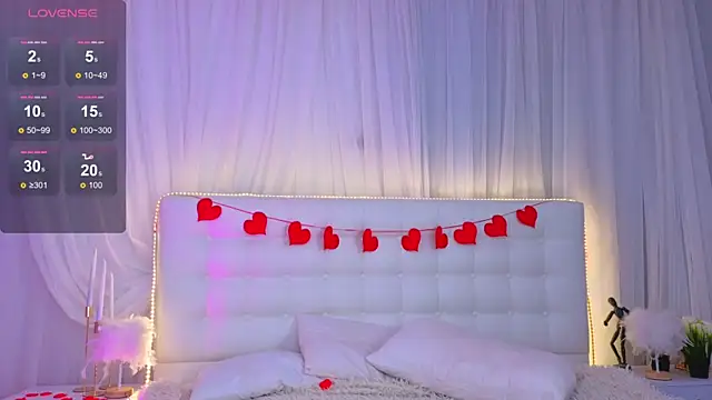 Monica_Leen: онлайн-секс-чат