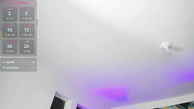 Chat XXX en directo de IsaDiiaz