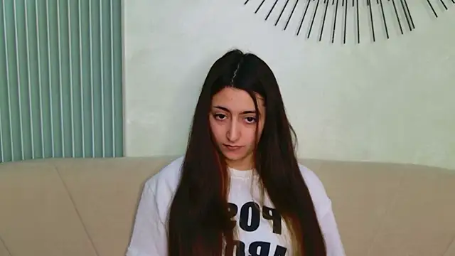 Gloria_Bendall Live XXX-Chat