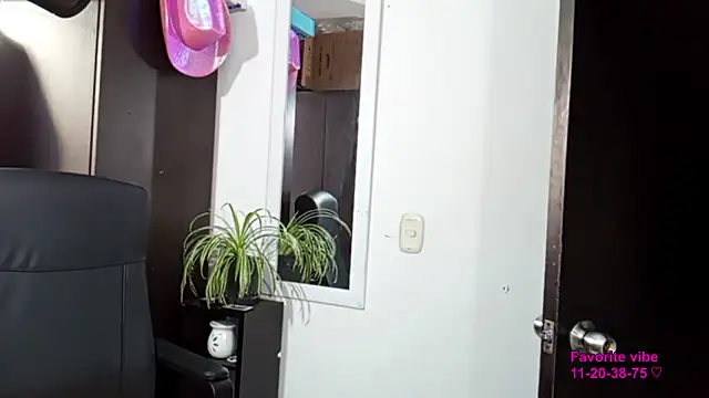 Chat XXX ao vivo de Andy_Roses