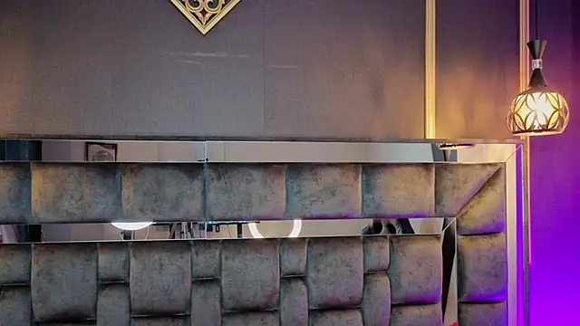 Aniajoness_: απευθείας συνομιλία ΧΧΧ