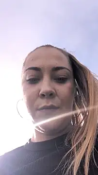 دردشة Risky_julia2330 الجنسية المباشرة