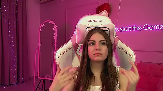 SofiaSarvain: онлайн-секс-чат