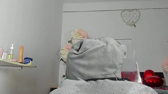 Naughtylov3 Live XXX-Chat