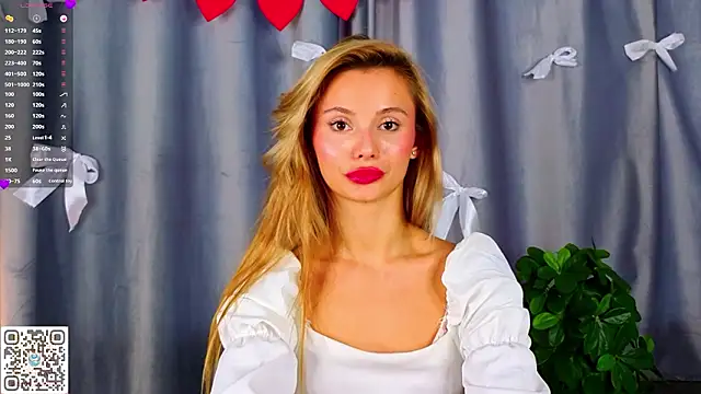 แชท XXX สดของ NaughtySeraphine