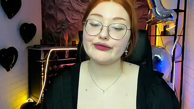 Živý XXX chat StaceyJensen