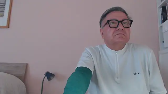 YOU6me's Webcam Show