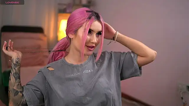 دردشة Miky_Lust الجنسية المباشرة