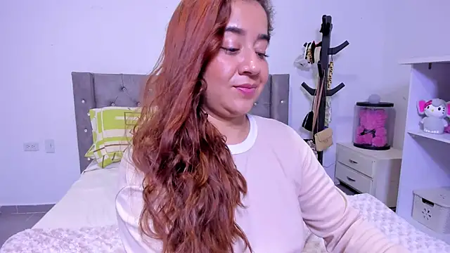 naive_natty10 élő XXX-chatje