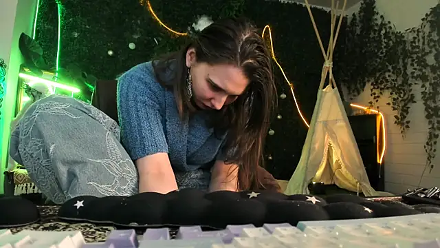 دردشة TessaMill الجنسية المباشرة