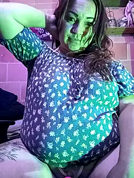 isis_milove élő XXX-chatje