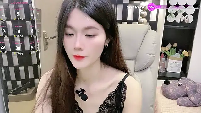 Yueyue-MM 即時 XXX 聊天