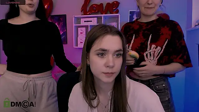 دردشة monica_xcx الجنسية المباشرة