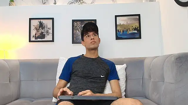 PRETTY_COCK1 Live XXX Chat