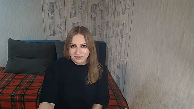 Pilly_green_ élő XXX-chatje