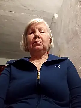 Show modela KlaudiaDarling na web-kameri