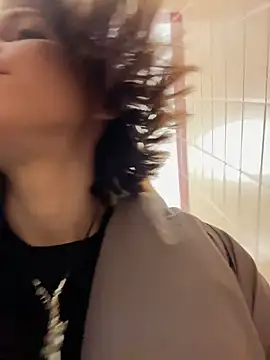 Chat +18 de RosieSecret ao vivo