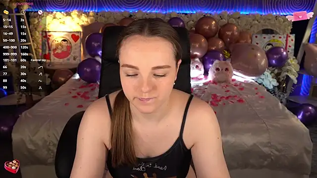 Czat XXX na żywo – FoxyShy