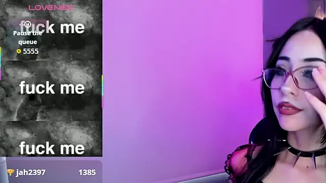 Chatroom XXX en direct de vampy_dolll