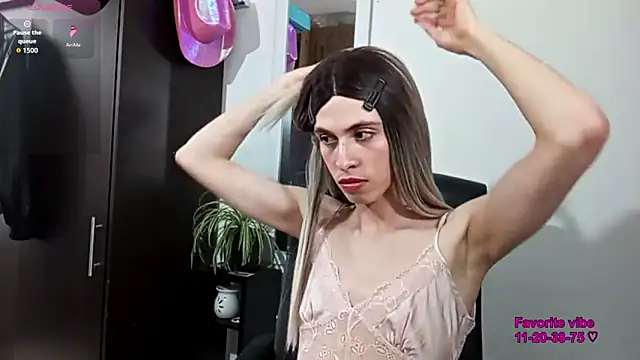 Andy_Roses Chat XXX in diretta