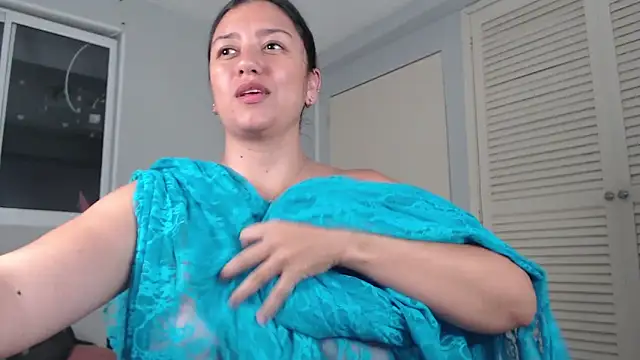 KaylaVonn Pertunjukan Webcam