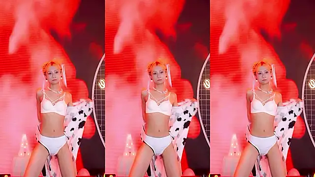 cdyyds003 élő XXX-chatje