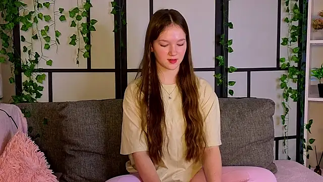 MelvinaEbner live XXX chat