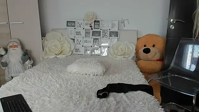 sweetemy4u élő XXX-chatje