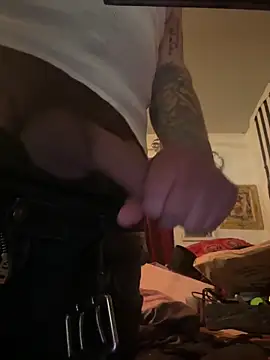 htk1975 Show in webcam