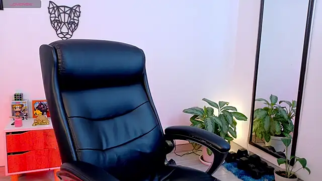 Онлайн чат XXX Elian_savoy