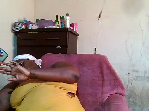 sexybigboobz Adlı Modelin Web Kamerası Şovu