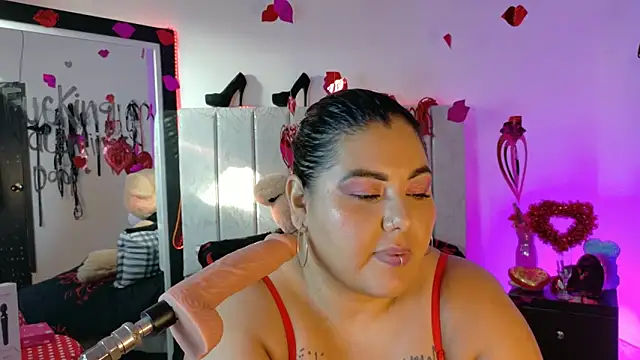 AndreaKinky 现场XXX聊天