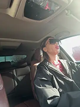 LoreennAny 即時 XXX 聊天