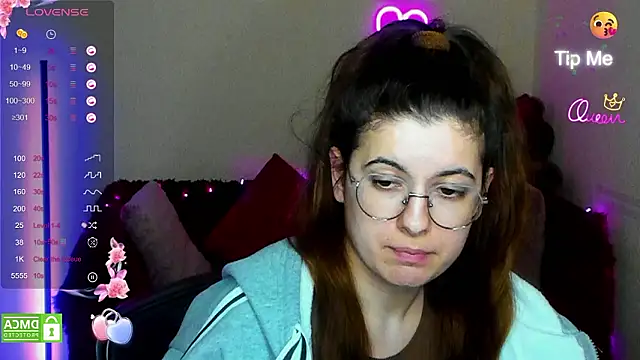 Chatroom XXX en direct de Aminabeatris