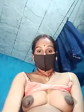 Nandani-758 webkamerás műsora