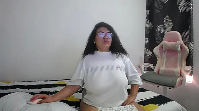 Pertunjukan Kamera Web mabigomez00