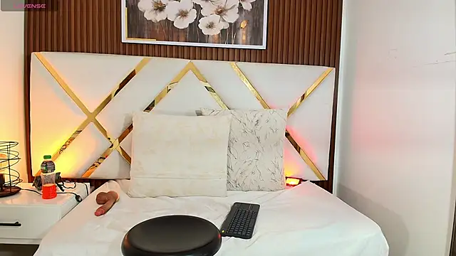 Chatroom XXX en direct de Violet_Tender_