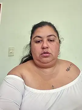 curvy_diva_ live XXX chat