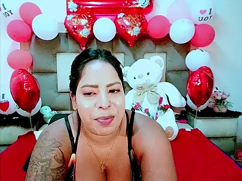 indiantopaz694uのライブXXXチャット