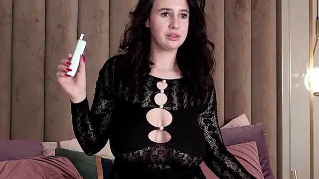 MavisReeveのライブXXXチャット