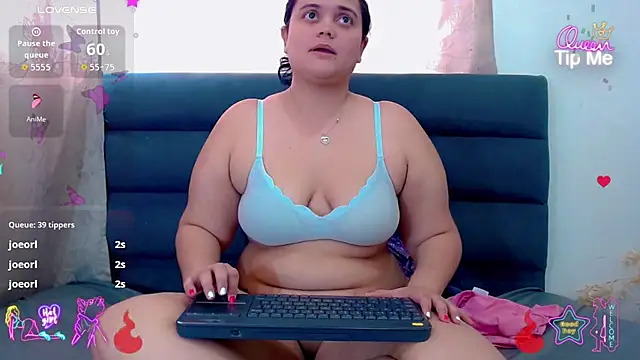 Czat XXX na żywo – brunnette_hot