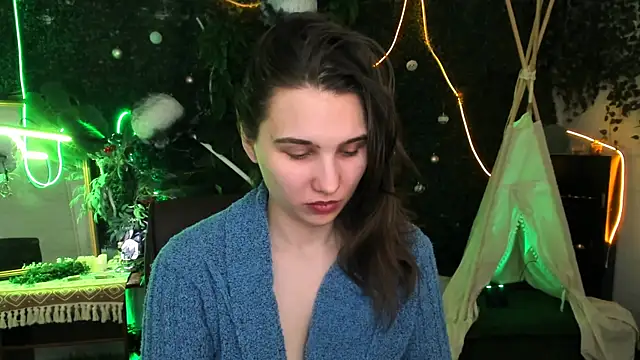 Chat +18 de TessaMill ao vivo