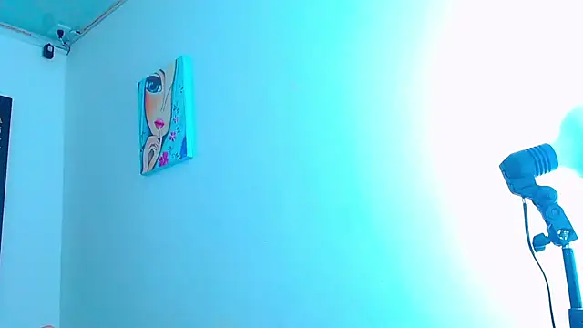 CHLOE_THUNDERS Chat XXX live