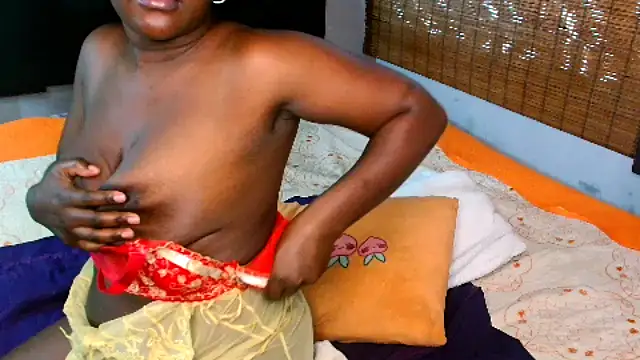 BlackAssBitchx লাইভ XXX চ্যাট