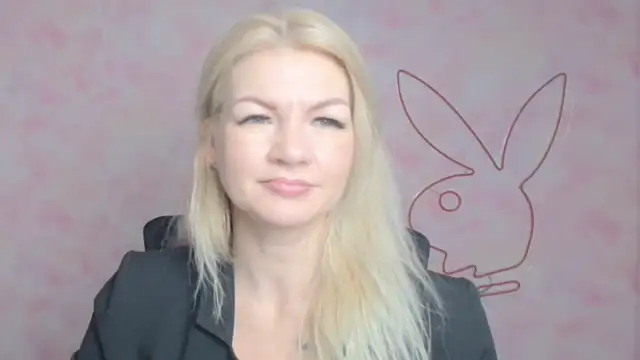 دردشة Madonna_Fire الجنسية المباشرة