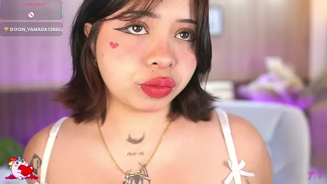 IzisLust 现场XXX聊天