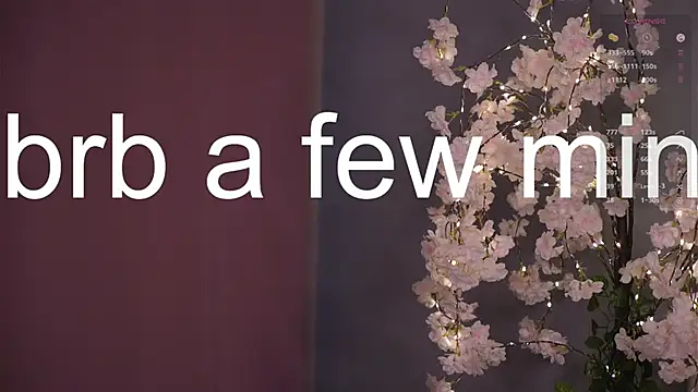 FancyEstenのライブXXXチャット