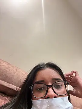 desitease Chat XXX live