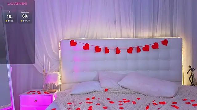 Chat XXX en directo de Monica_Leen